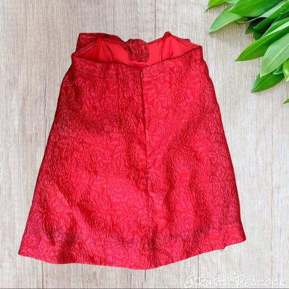 BCBGMAXAZRIA RED FLORAL EMBOSSED STRAPLESS COCKTAIL PARTY DRESS - Picture 2 of 7